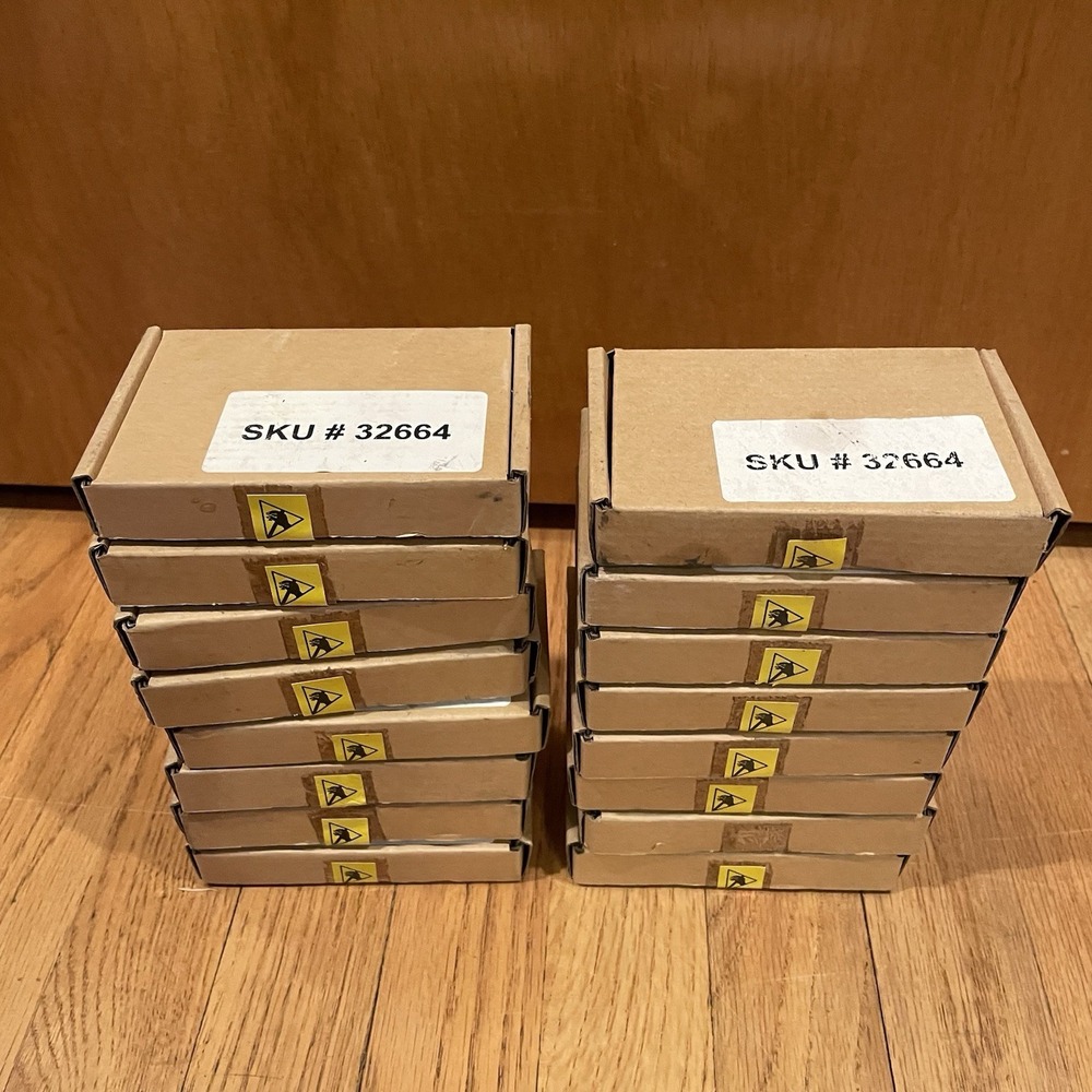 Lot of 16 Sealed Finisar FTLF8526P3BNL 6G SFP+ #32664 Wireless Transceivers New
